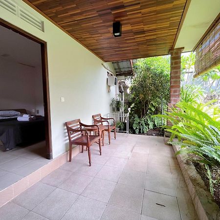 Agung'S Annex Homestay ซานูร์ ภายนอก รูปภาพ