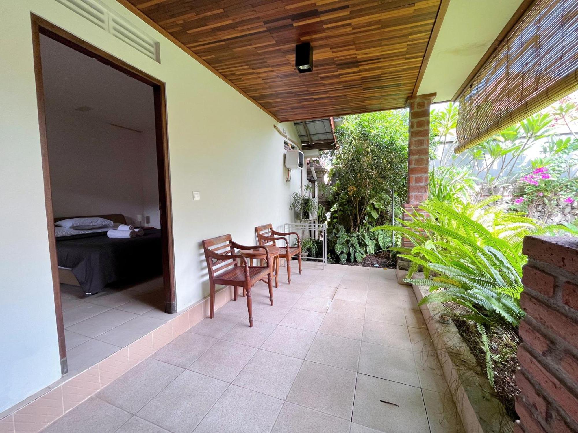 Agung'S Annex Homestay ซานูร์ ภายนอก รูปภาพ