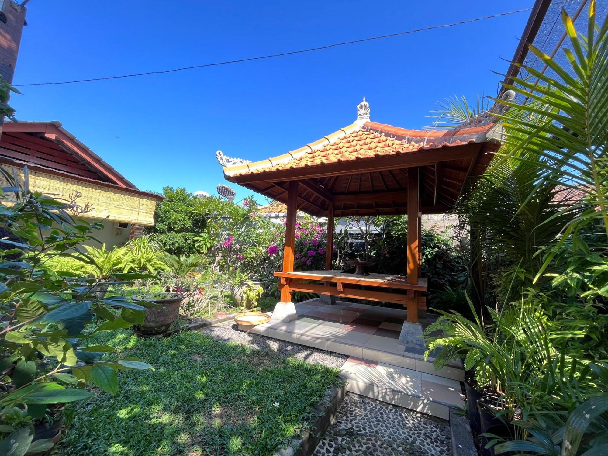 Agung'S Annex Homestay ซานูร์ ภายนอก รูปภาพ